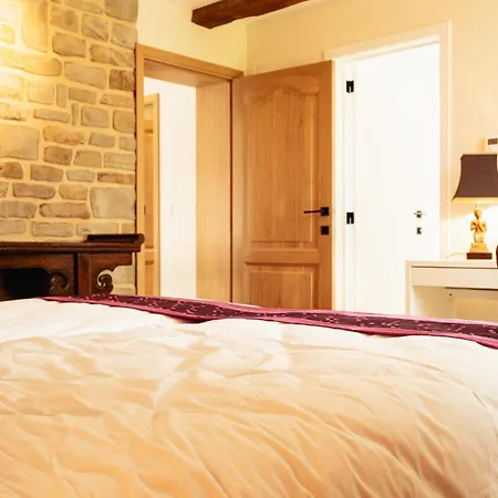 Le Nogal Semesterbostad Momignies