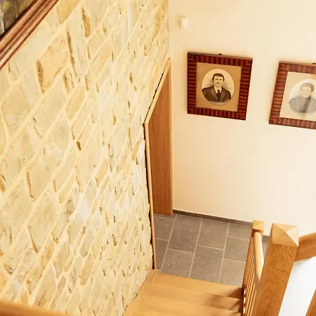 Le Nogal Semesterbostad