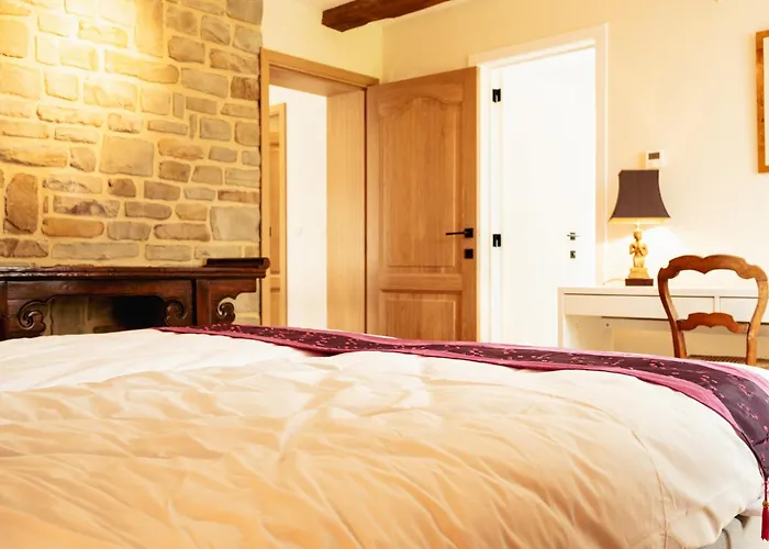 Le Nogal Feriehus Momignies