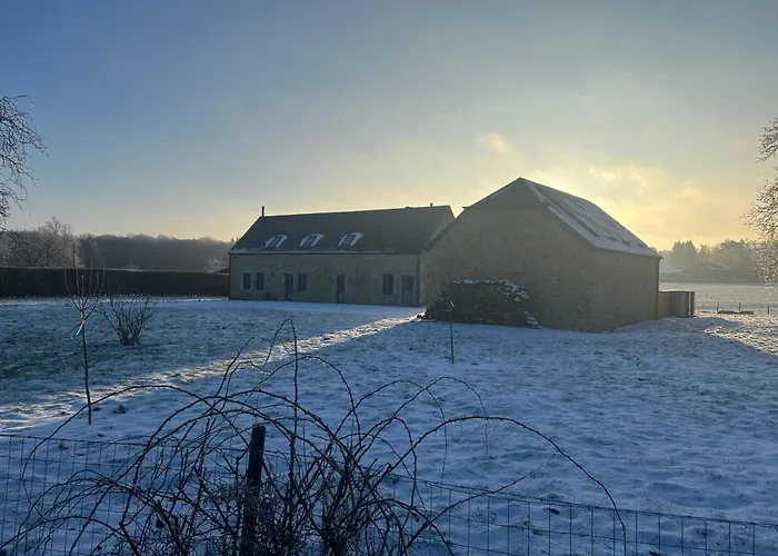 Le Nogal Feriehus Momignies